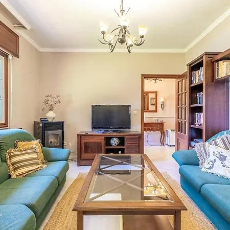Beautiful In With Wifi, Swimming Pool And 3 Bedrooms * Redondela